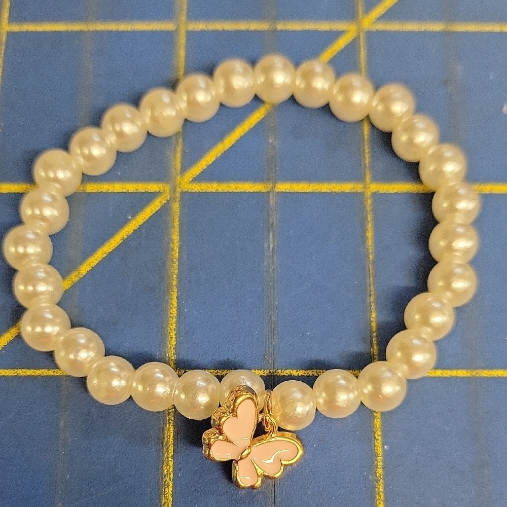 Pearl Faux 6" Bracelet with Pink Butterfly Charm Gold Tone